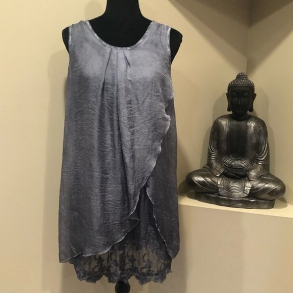 Minkas tunic tank top with lace accents - Picture 1 of 9